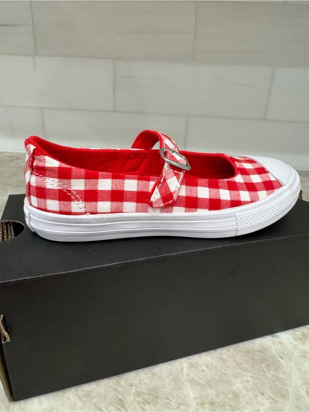 Converse new box